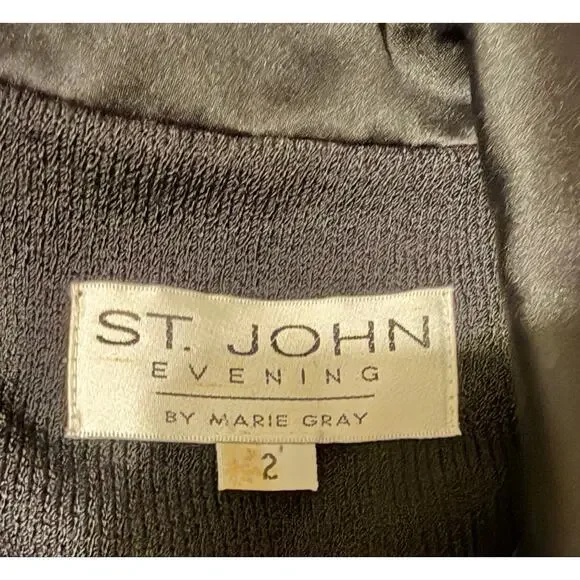St. John Evening Santana Knit Tuxedo Blazer w/Rhinestone buttons size 2